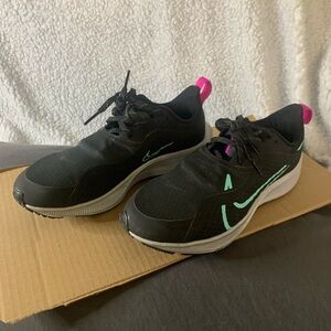 Nike Run Shield running shoes